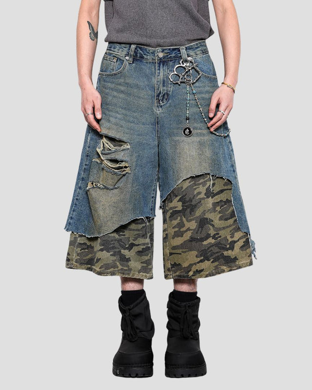 HYBRID CAMO-LAYER DENIM SHORT