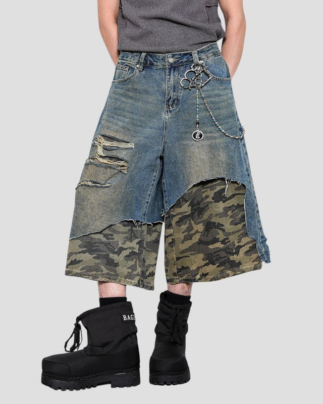 HYBRID CAMO-LAYER DENIM SHORT