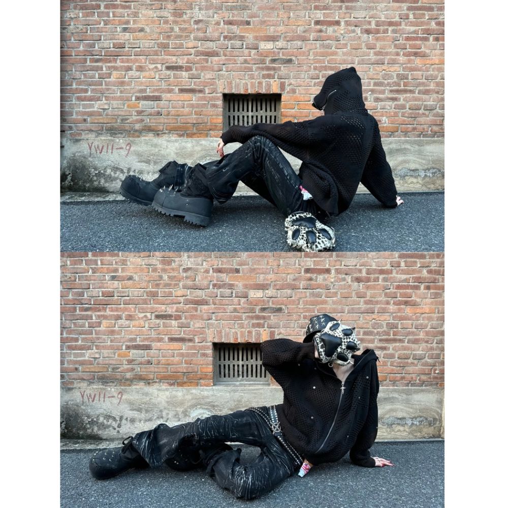 VOID KNIT ZIP-UP: BLACK
