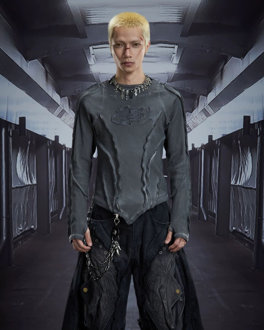 DISTRESSED MUD WASH DENIM EARTH